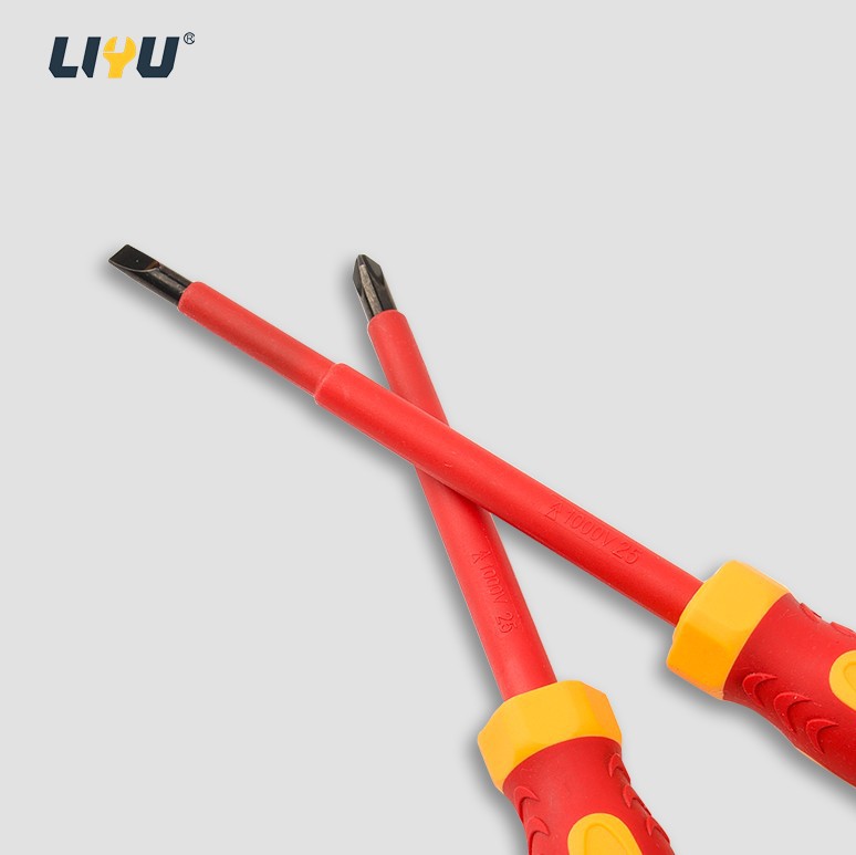 Insulated Screwdriver Special For Electrical Use, High-voltage Resistant Screwdriver 5.5*125mm suppliers